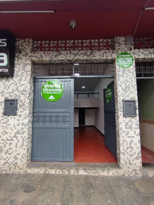 Local en arriendo en Centro, Bucaramanga, 29 m² · foto 2 de 8