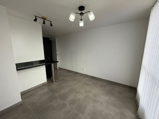 Apartamento de 3 alcobas en arriendo en Fontibon, Bogotá, 42 m² · foto 11 de 24