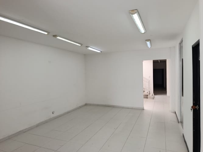 Oficina en arriendo en San Vicente, Cali, 360 m² · foto 3 de 24