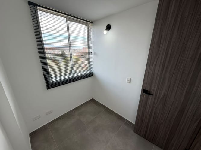 Apartamento de 3 alcobas en arriendo en Fontibon, Bogotá, 42 m² · foto 15 de 24