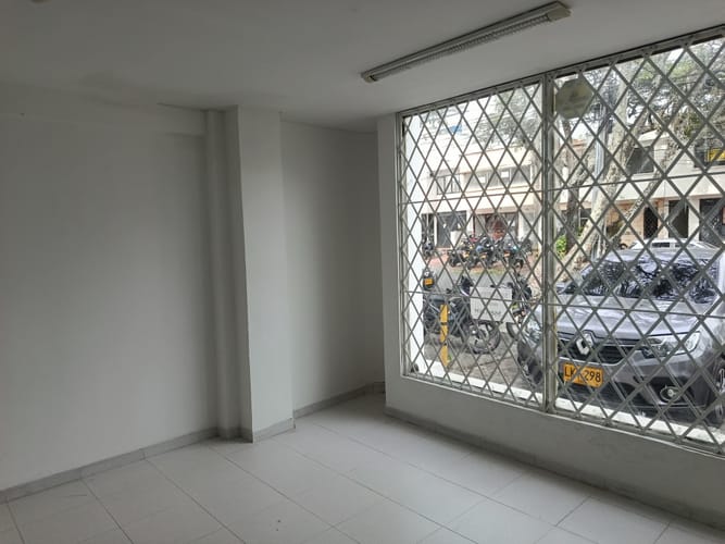 Oficina en arriendo en San Vicente, Cali, 360 m² · foto 4 de 24