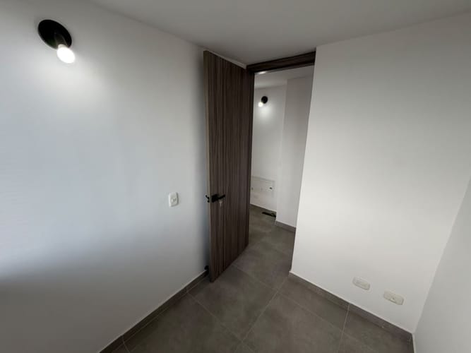 Apartamento de 3 alcobas en arriendo en Fontibon, Bogotá, 42 m² · foto 16 de 24