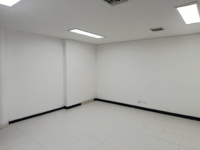 Oficina en arriendo en San Vicente, Cali, 360 m² · foto 24 de 24