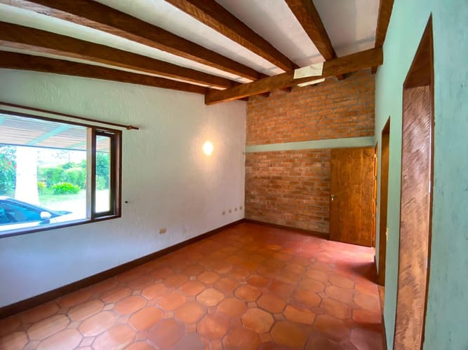 Casa de 4 alcobas en arriendo en Guayabito, Rionegro, 300 m² · foto 8 de 19