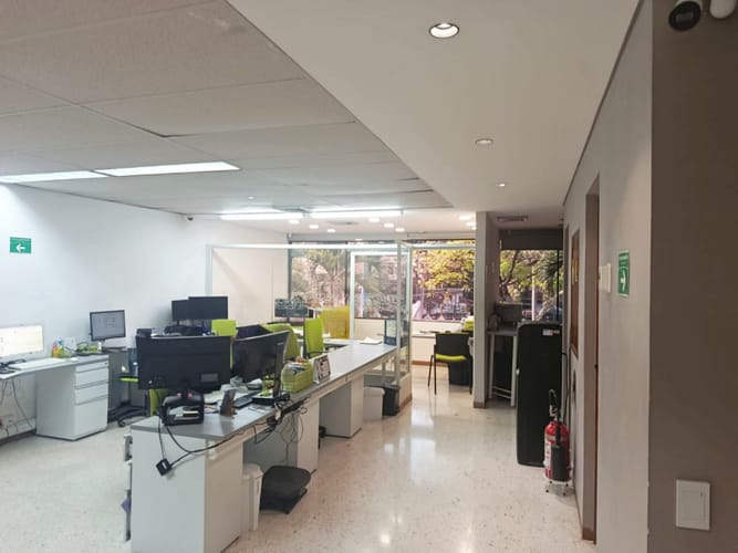 Oficina en arriendo en La Flora, Cali, 422 m² · foto 12 de 24