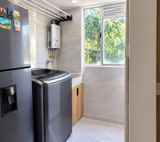 Apartamento de 2 alcobas en arriendo en Miraflores, Medellín, 50 m² · foto 4 de 13