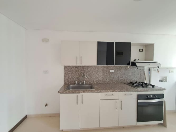 Apartamento de 3 alcobas en venta en Loma De La Doctora, Sabaneta, 68 m² · foto 6 de 24