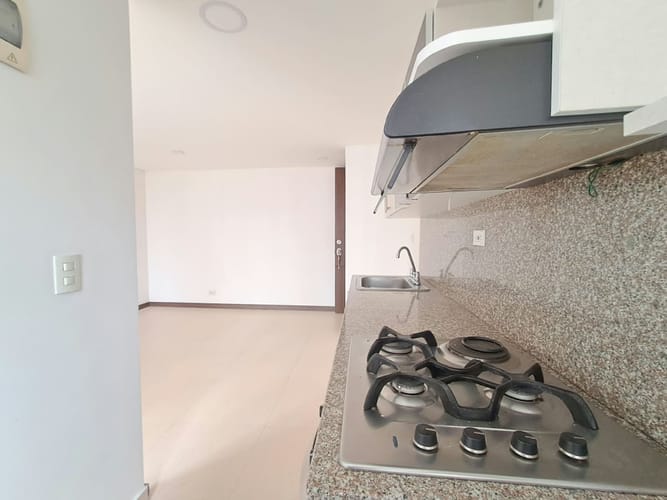 Apartamento de 3 alcobas en venta en Loma De La Doctora, Sabaneta, 68 m² · foto 11 de 24