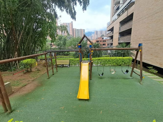 Apartamento de 3 alcobas en venta en Loma De La Doctora, Sabaneta, 68 m² · foto 23 de 24