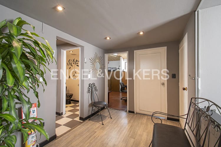 Casa de 3 alcobas en venta en Pontevedra, Bogotá, 268 m² · foto 8 de 16