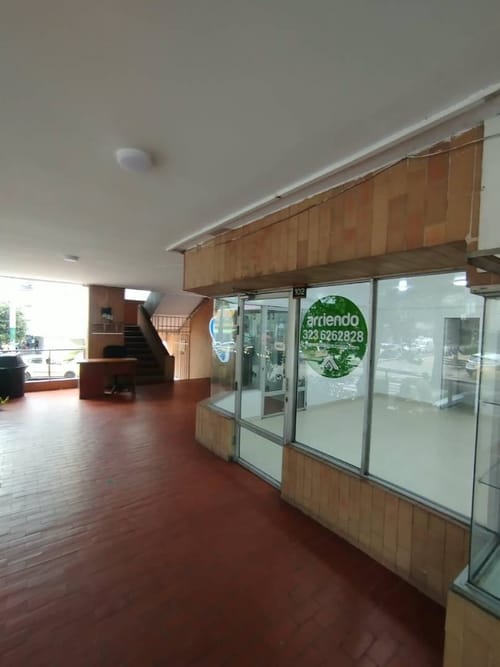 Local en arriendo en Mejoras Publicas, Bucaramanga, 40 m² · foto 2 de 9
