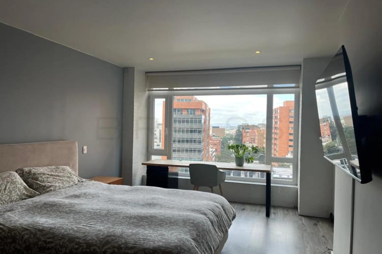 Apartamento de 2 alcobas en venta en Los Rosales, Bogotá, 85 m² · foto 7 de 15