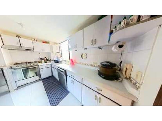 Apartamento de 3 alcobas en venta en Colina Campestre, Bogotá, 122 m² · foto 11 de 24