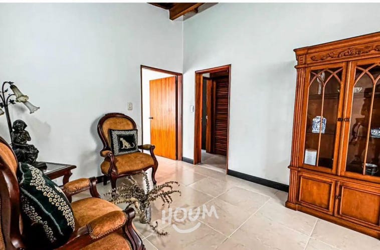 Apartamento de 4 alcobas en arriendo en Laureles, Medellín, 164 m² · foto 8 de 24