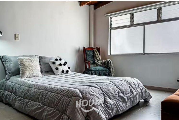 Apartamento de 4 alcobas en arriendo en Laureles, Medellín, 164 m² · foto 22 de 24