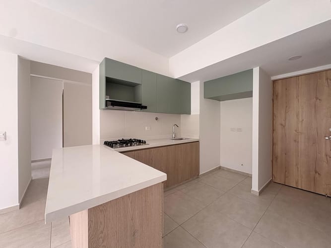 Apartamento de 3 alcobas en arriendo en Tres Esquinas, Sabaneta, 67 m² · foto 3 de 12