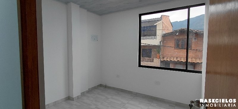 Apartamento en Arriendo en Sucre, Medellín