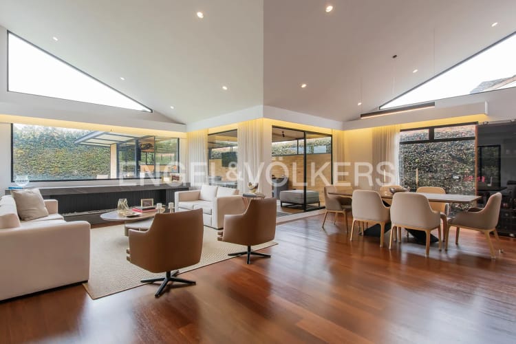 Casa de 3 alcobas en venta en Calahorra, Cajicá, 258 m² · foto 2 de 20
