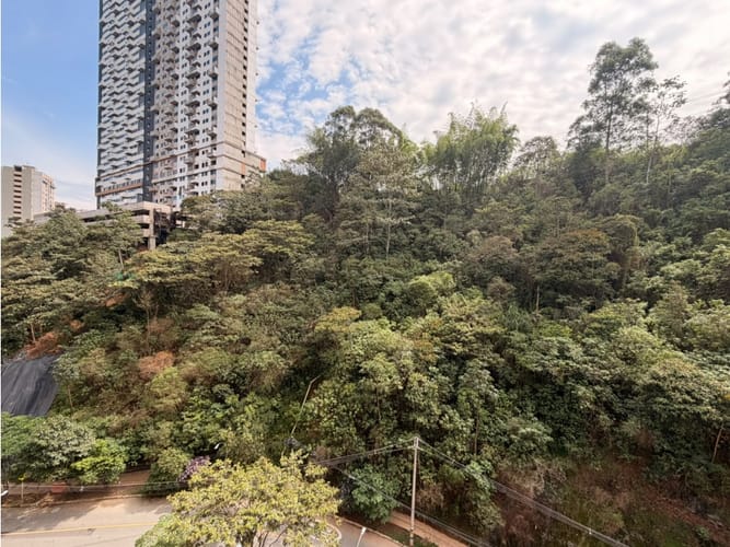 Apartamento de 3 alcobas en venta en San Jose, Sabaneta, 57 m² · foto 5 de 23