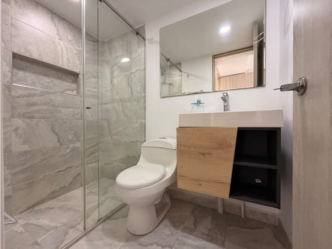 Apartamento de 3 alcobas en venta en San Jose, Sabaneta, 57 m² · foto 14 de 23