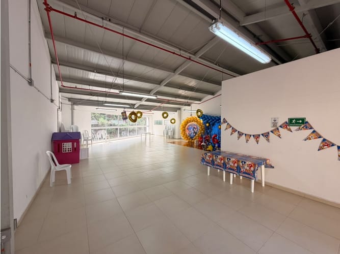 Apartamento de 3 alcobas en venta en San Jose, Sabaneta, 57 m² · foto 21 de 23