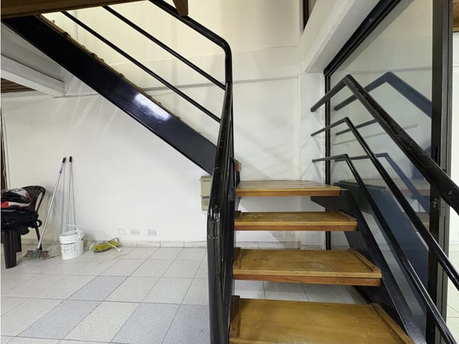 Oficina en arriendo en El Poblado, Medellín, 130 m² · foto 4 de 12