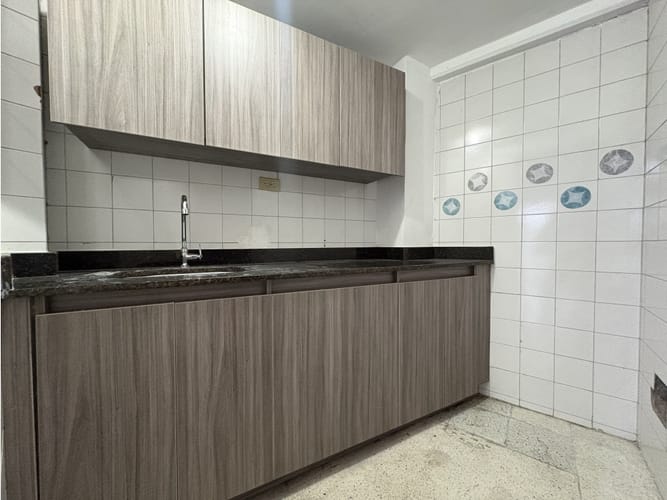 Oficina en arriendo en El Poblado, Medellín, 130 m² · foto 10 de 12