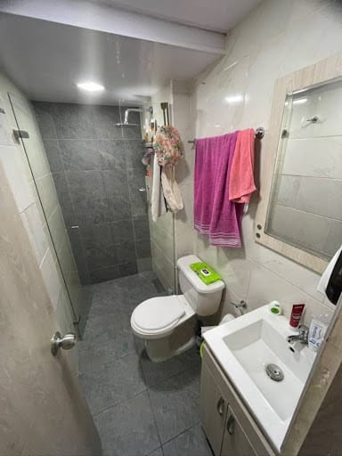 Apartamento de 3 alcobas en arriendo en El Salado, Envigado, 56 m² · foto 5 de 7