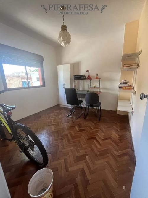 Casa en alquiler, 3 dormitorios, 1 baño, patio con parrillero. Goes. · Foto 6