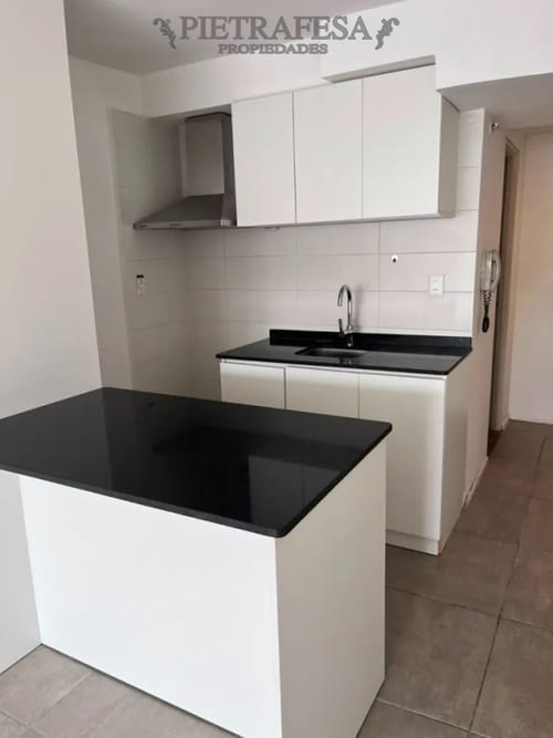 ALQUILER-MONOAMBIENTE, UN BAÑO. · Foto 3