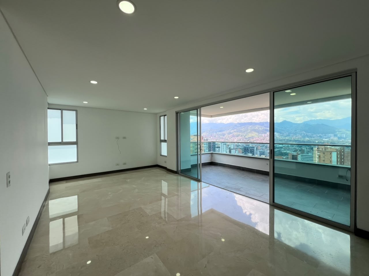Apartamento en Arriendo en Los Parra, Medellín
