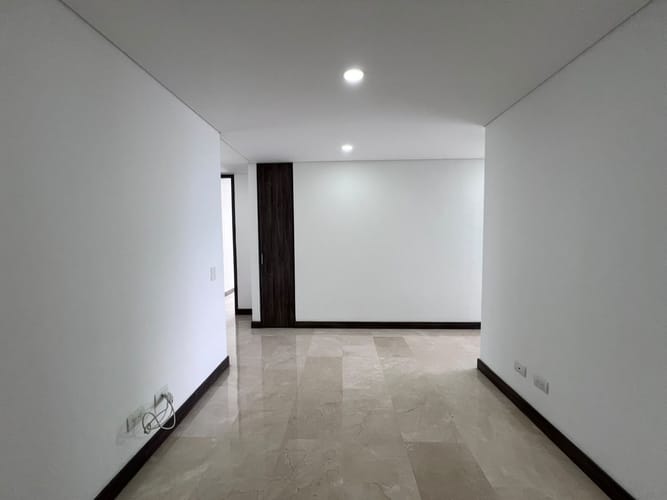 Apartamento de 3 alcobas en arriendo en Los Parra, Medellín, 135 m² · foto 11 de 16