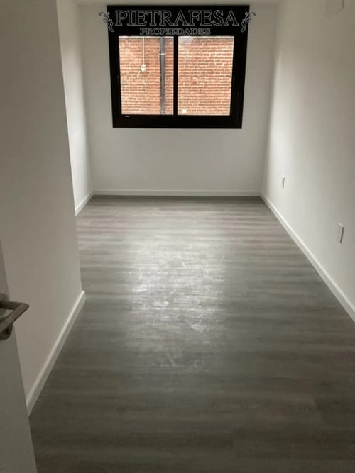 Apartamento en alquiler, 2 dormitorios, 1 baño, terraza. Prado. · Foto 3