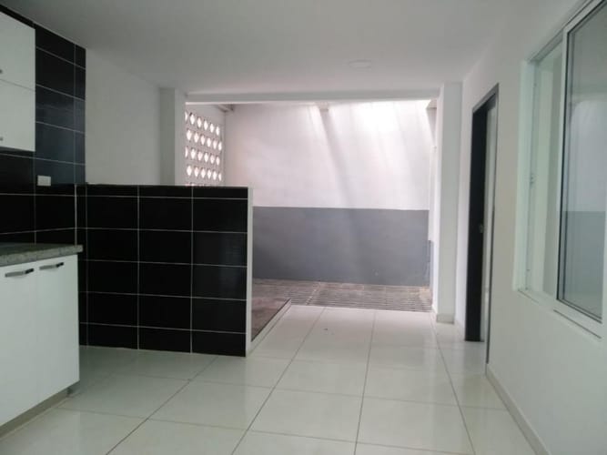Apartamento de 8 alcobas en venta en El Limonar, Cali, 340 m² · foto 4 de 23