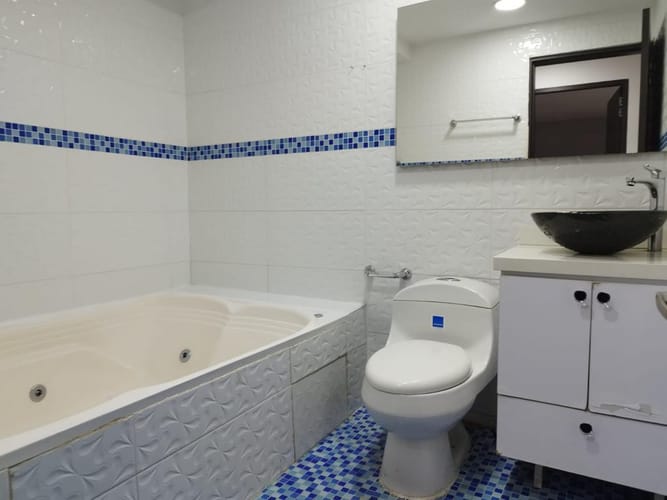 Apartamento de 8 alcobas en venta en El Limonar, Cali, 340 m² · foto 12 de 23