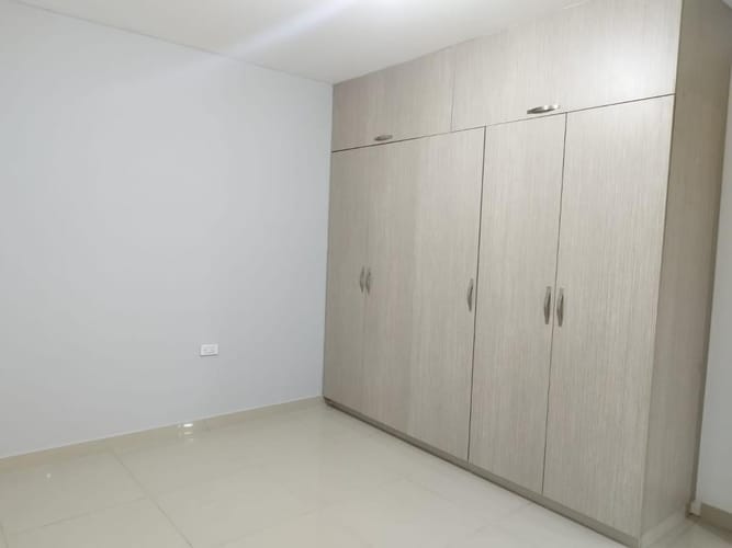 Apartamento de 8 alcobas en venta en El Limonar, Cali, 340 m² · foto 15 de 23