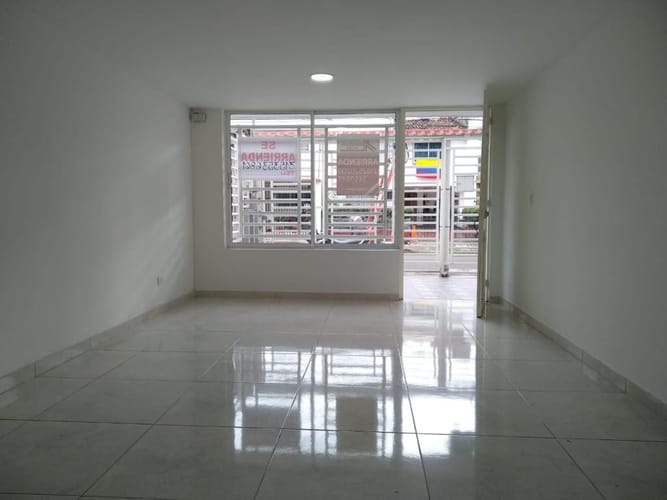 Apartamento de 8 alcobas en venta en El Limonar, Cali, 340 m² · foto 18 de 23