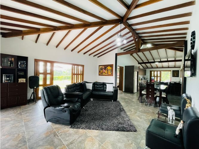 Casa de 5 alcobas en venta en Pueblo Tapao, Armenia, 185 m² · foto 19 de 24