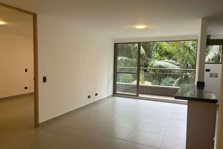 Apartamento de 1 alcoba en arriendo en Los Balsos, Medellín, 63 m² · foto 4 de 13