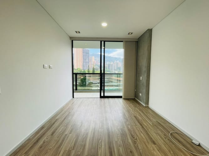 Apartamento de 2 alcobas en arriendo en Santa Maria De Los Angeles, Medellín, 90 m² · foto 10 de 12