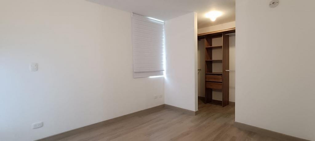 Apartamento de 3 alcobas en venta en Unicentro, Tunja, 79 m² · foto 12 de 15