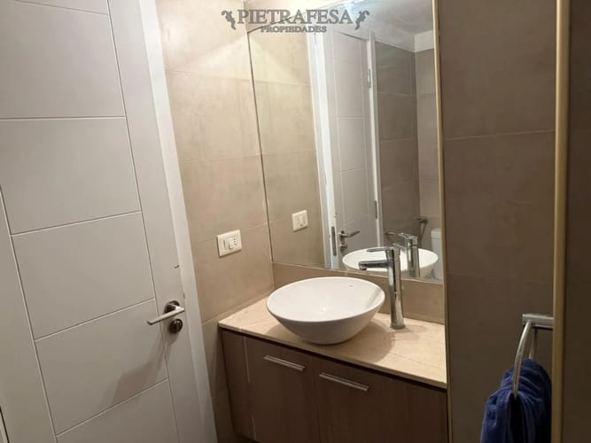 Apartamento en alquiler, monoambiente, 1 baño, balcón,Cordón. · Foto 8