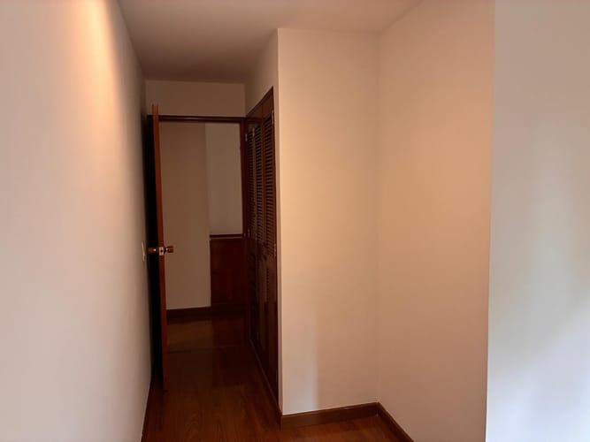 Apartamento de 2 alcobas en venta en Los Rosales, Bogotá, 55 m² · foto 18 de 19
