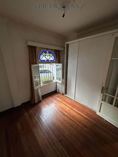 Apartamento en alquiler, 3 dormitorios, 1 baño. Cordón. · Foto 2