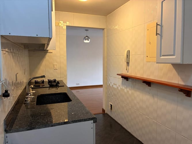 Apartamento de 2 alcobas en venta en Los Rosales, Bogotá, 55 m² · foto 11 de 19