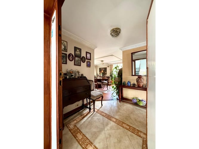 Apartamento de 3 alcobas en venta en Pasadena, Bogotá, 123 m² · foto 6 de 12