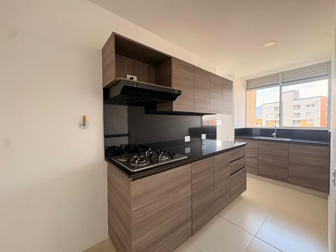 Apartamento de 3 alcobas en arriendo en Asdesillas, Sabaneta, 74 m² · foto 3 de 16