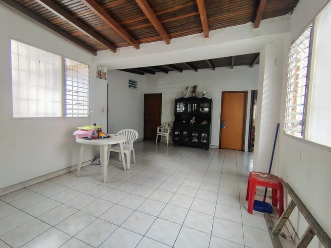 Casa de 6 alcobas en venta en Cabecera Del Llano, Bucaramanga, 340 m² · foto 23 de 24