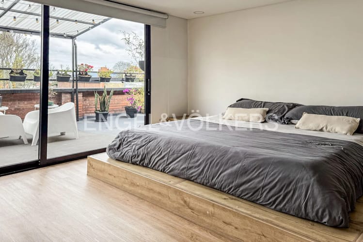 Apartamento de 3 alcobas en arriendo en Quinta Camacho, Bogotá, 156 m² · foto 6 de 14