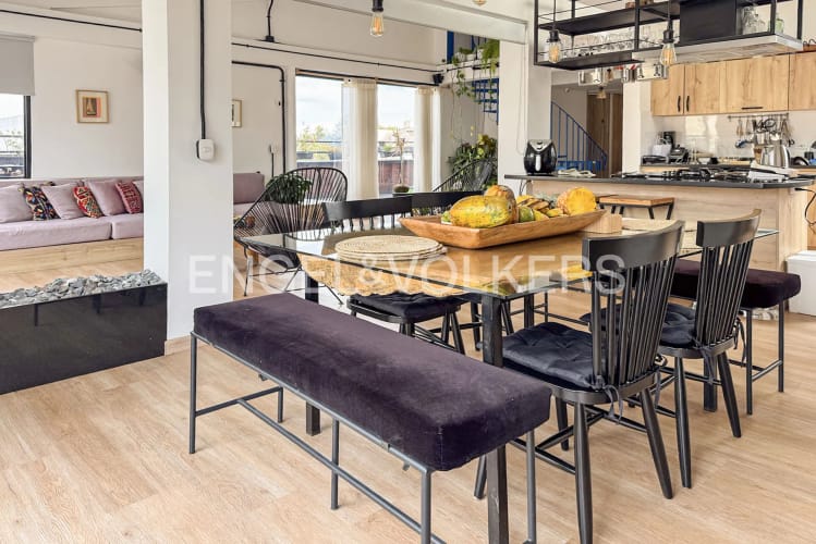 Apartamento de 3 alcobas en arriendo en Quinta Camacho, Bogotá, 156 m² · foto 2 de 14